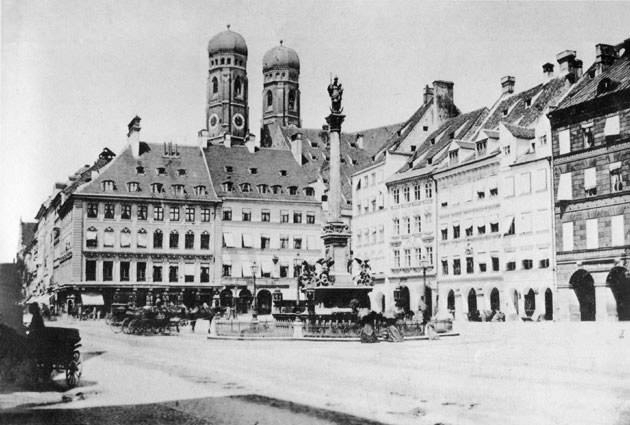 Marienplatz um 1865