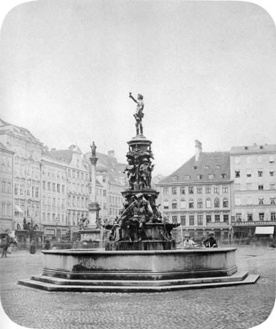 Fischbrunnen am Marienplatz