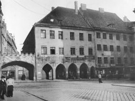  - Stadtschreiber- oder 

Stadtoberrichterhaus