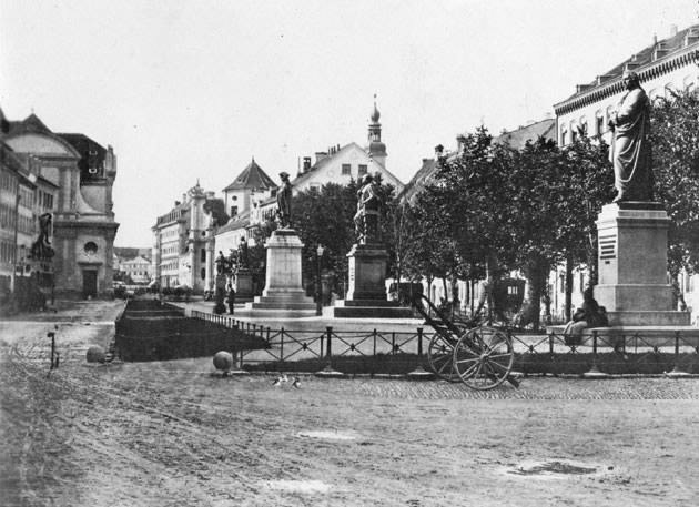 Promenadeplatz 