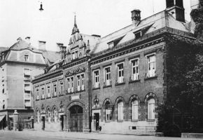  - Wannen- und Brausebad in der Plinganserstraße