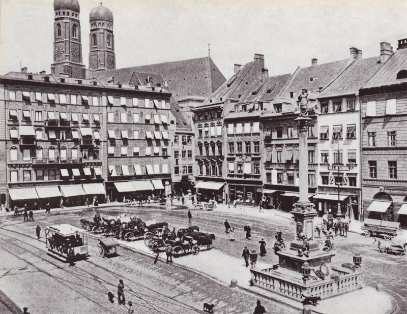 Marienplatz