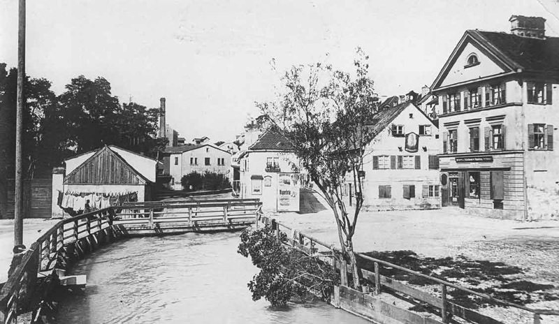 Historische Ansicht: Auer 

Mühlbach an der Quellenstraße