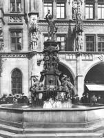  - Fischbrunnen um 1890