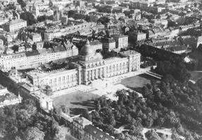  - Luftaufnahmes des Armeemuseums