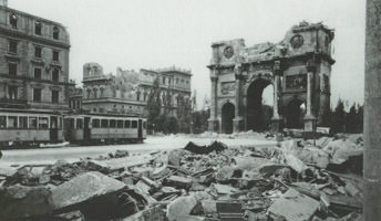  - Siegestor