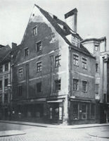  - Giebelhaus in 

der Karmeliterstraße
