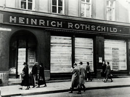  - Rothschild mit vernagelten Schaufenstern