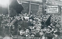Hartl Franz-Xaver - Kurt Eisner mit Frau bei der Demonstration
