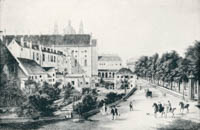 Quaglio Domenico - Nordostseite der Residenz mit der Hofapotheke im Jahr 1828