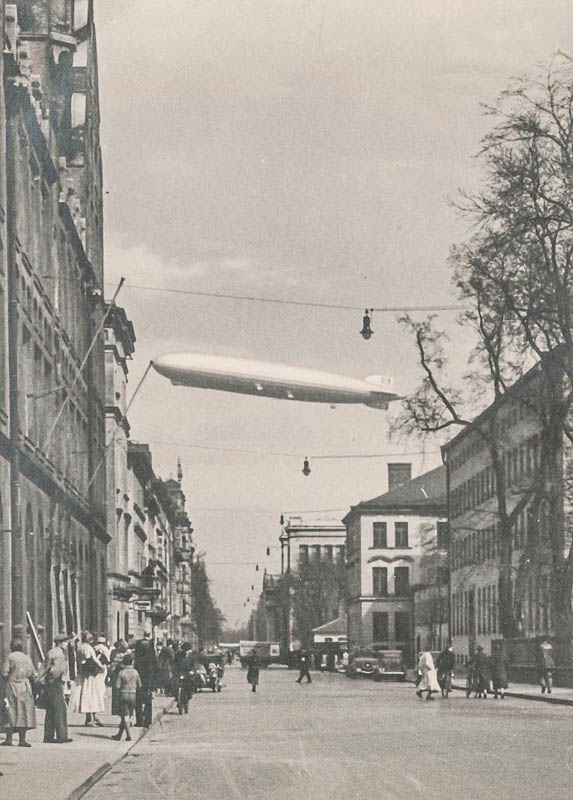 Historische Ansicht: Zeppelin