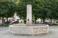 Oppenrieder Karl - Perlacher Geschichtsbrunnen