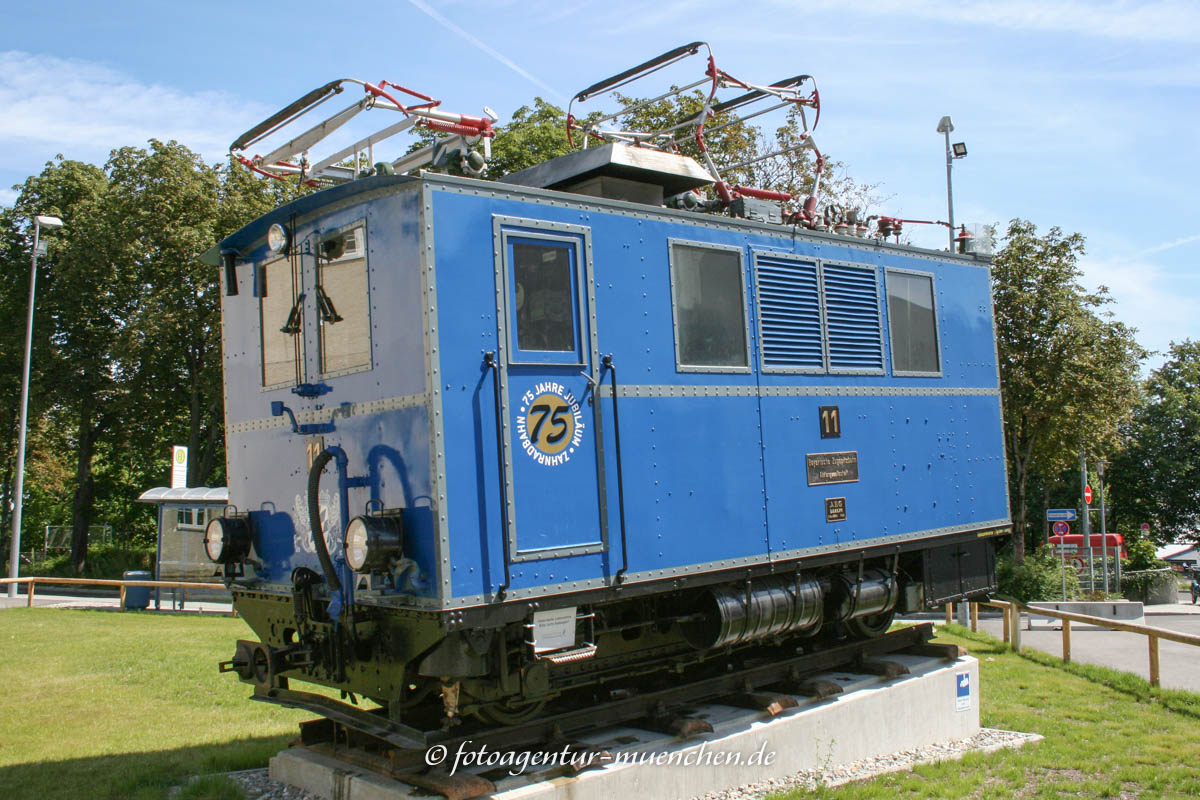 Zahnradlokomotive Nr. 11 – Denkmal/Kunstwerk in München