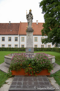 Gerhard Willhalm – Kriegerdenkmal