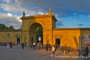 Gerhard Willhalm – Hofgartentor