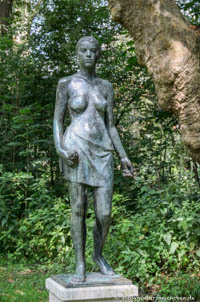 Stangl Hans  - Mädchenstatue