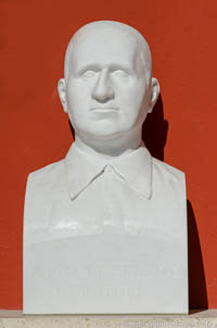 Bertolt Brecht