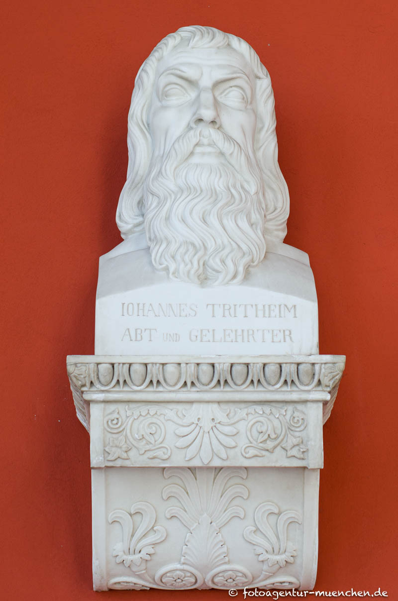 Johannes Trittheim – Denkmal/Kunstwerk in München
