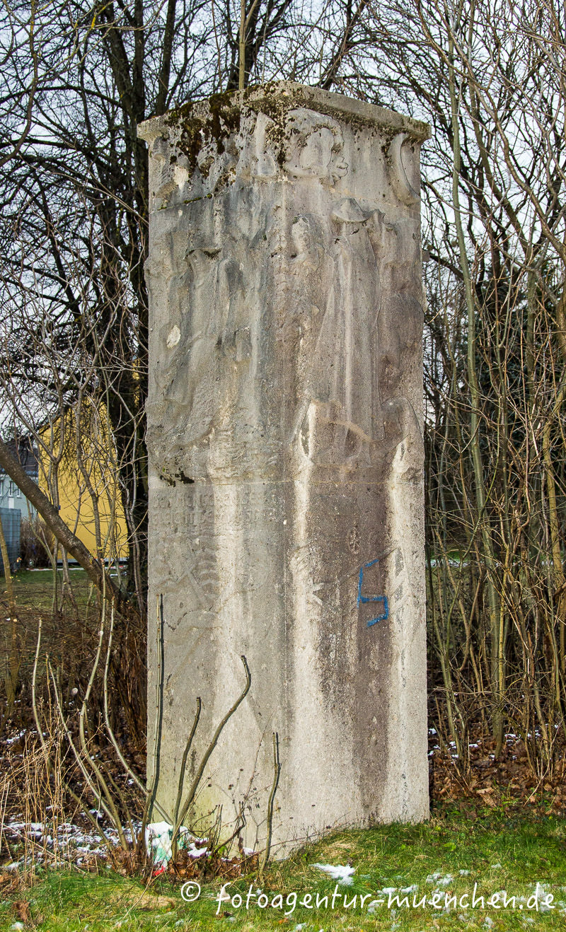 Stele Ludwigsfeld