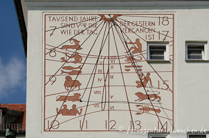 Sonnenuhr
