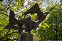 Potzler Karl  - Auffliegende-Vögel-Brunnen