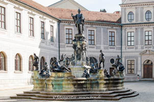 Sustris Friedrich, Gerhard Hubert, Krumpper Hans - Wittelsbacher Brunnen (Residenz)