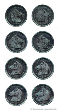  - Pferdeköpfe-Relief