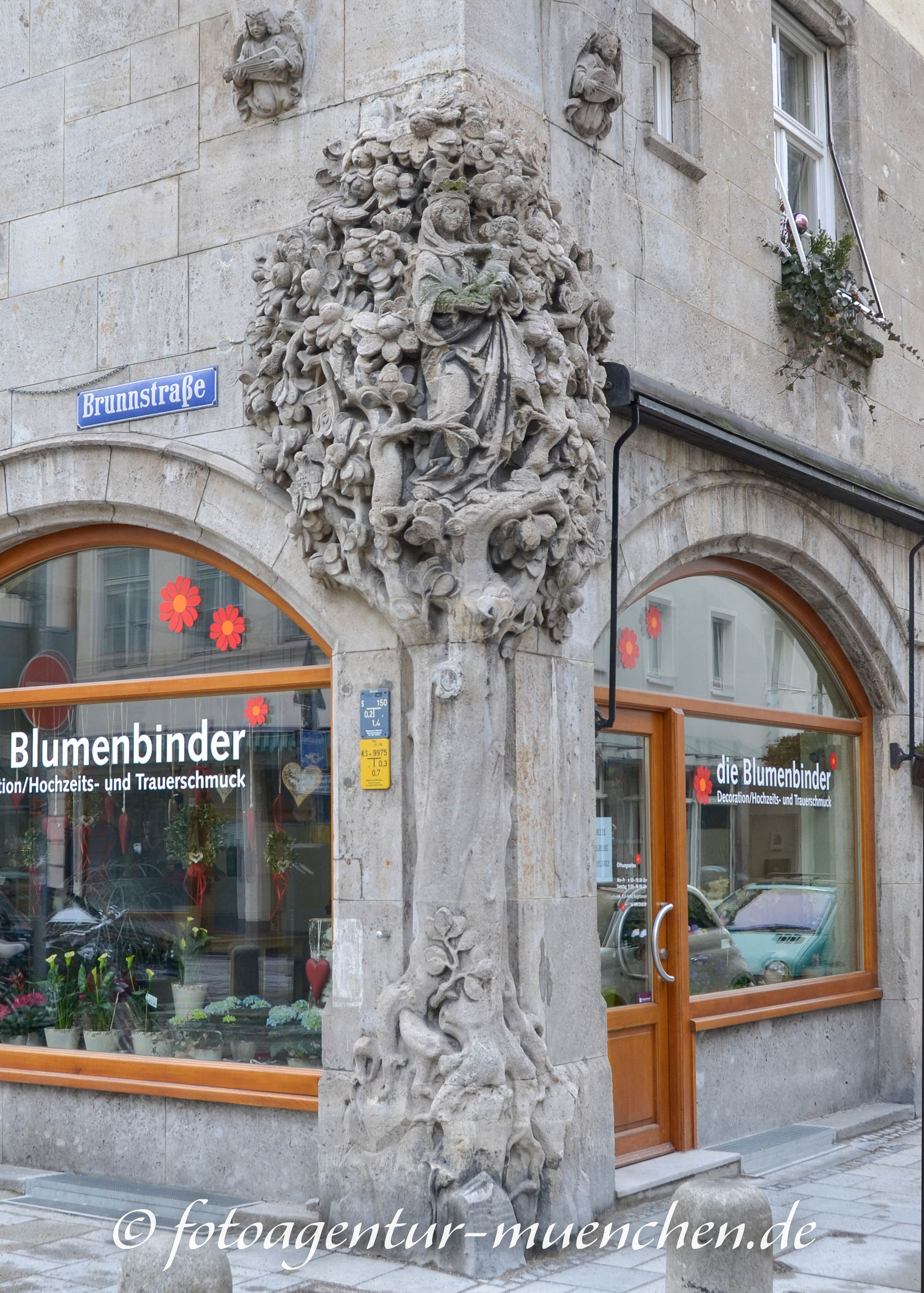 Madonna im Birnbaum