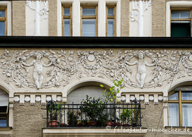 Gerhard Willhalm - Jugendstil in der Ainmillerstraße