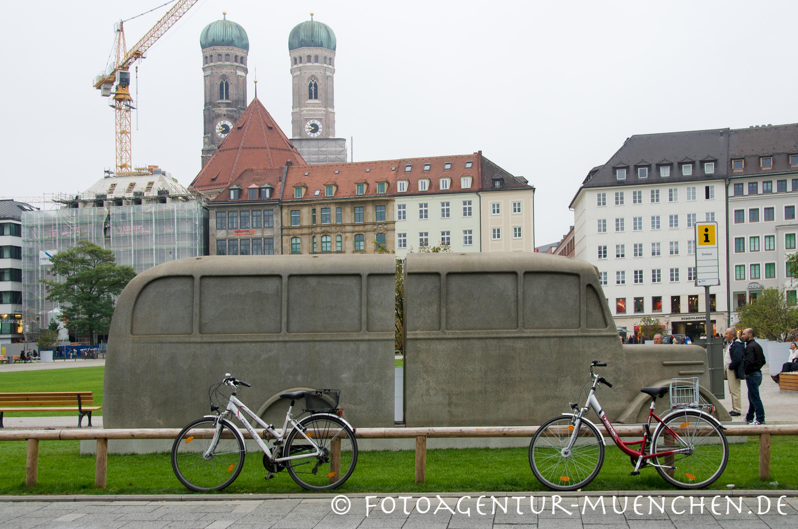 Denkmal der grauen Busse