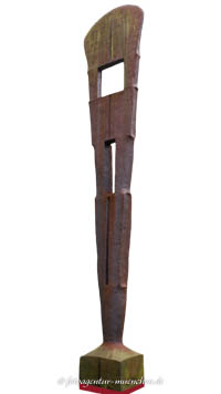 Gerhard Willhalm – Große tektonische Stele