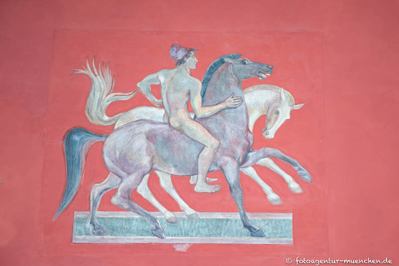 Rossebändiger 4 – Denkmal/Kunstwerk in München