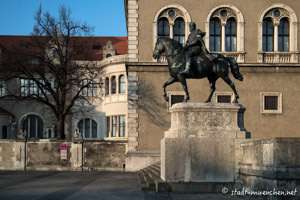  - Reiterstandbild Prinzregent Luitpold