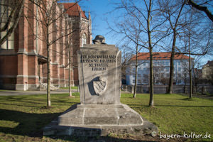 Gerhard Willhalm – Kriegerdenkmal