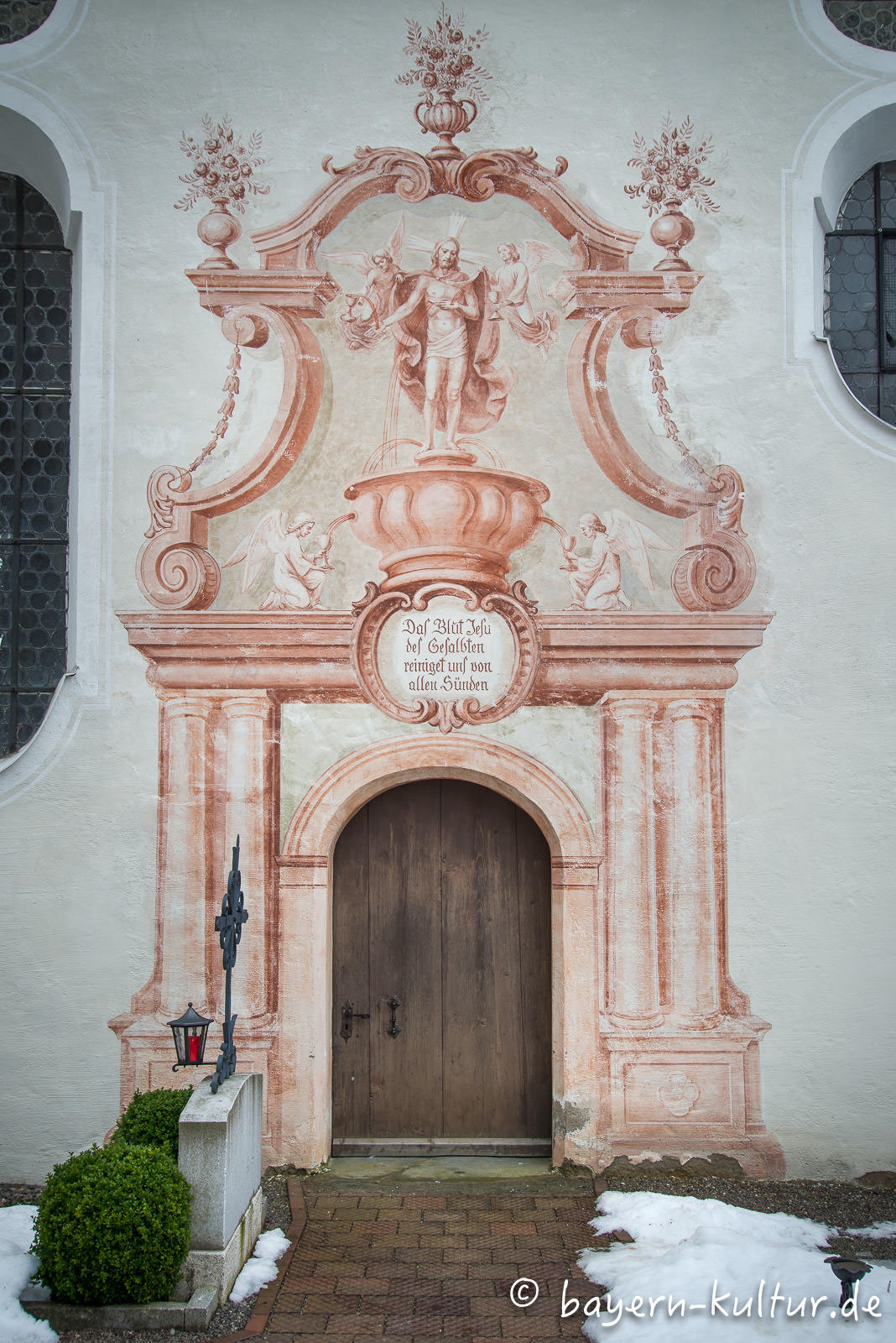 Eingangstor zu Hl. Blut
