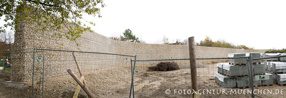 Gerhard Willhalm – Neuperlacher Mauer