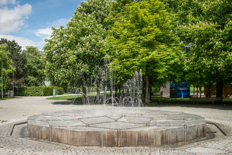 Sternbrunnen – Denkmal/Kunstwerk in München