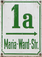 Gerhard Willhalm – Hausnummer Maria-Ward-Straße