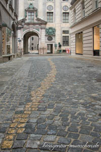  - Drückebergergasse