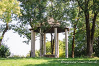 Tempelbrunnen auf dem Neuhofener Schuttberg 