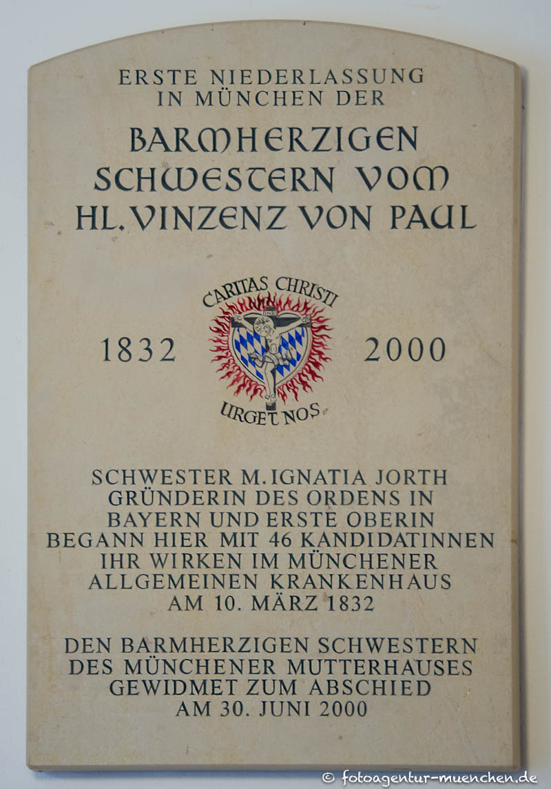 Gedenktafel - Barmherzige Schwestern – Denkmal/Kunstwerk in München