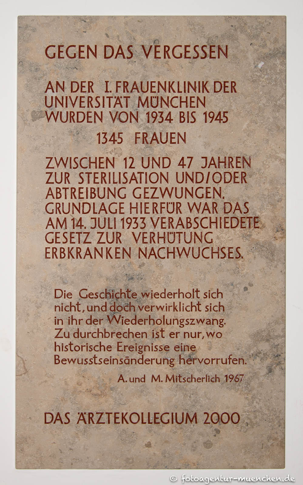 Gedenktafel - Gegen das Vergessen