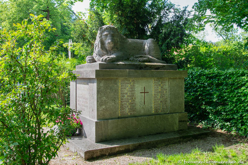 Kriegerdenkmal - Obermenzing – Denkmal/Kunstwerk in München