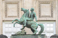 Düll Heinrich, Pezold Georg - Aufsteigendes Pferd mit Reiter