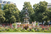 Glaspalast-Brunnen, Schöner Brunnen