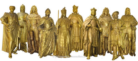 Gerhard Willhalm – Wittelsbacher Standfiguren