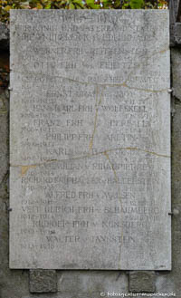 Kriegerdenkmal - Edelknaben