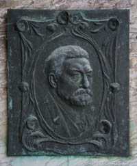 Gerhard Willhalm – Relief am Grab - August Ungerer