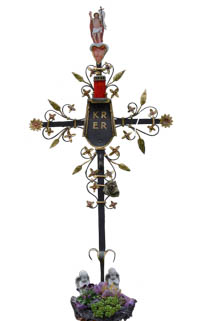 Gerhard Willhalm – Grabkreuz