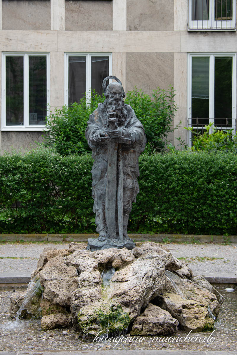 St.-Pauls-Brunnen – Denkmal/Kunstwerk in München